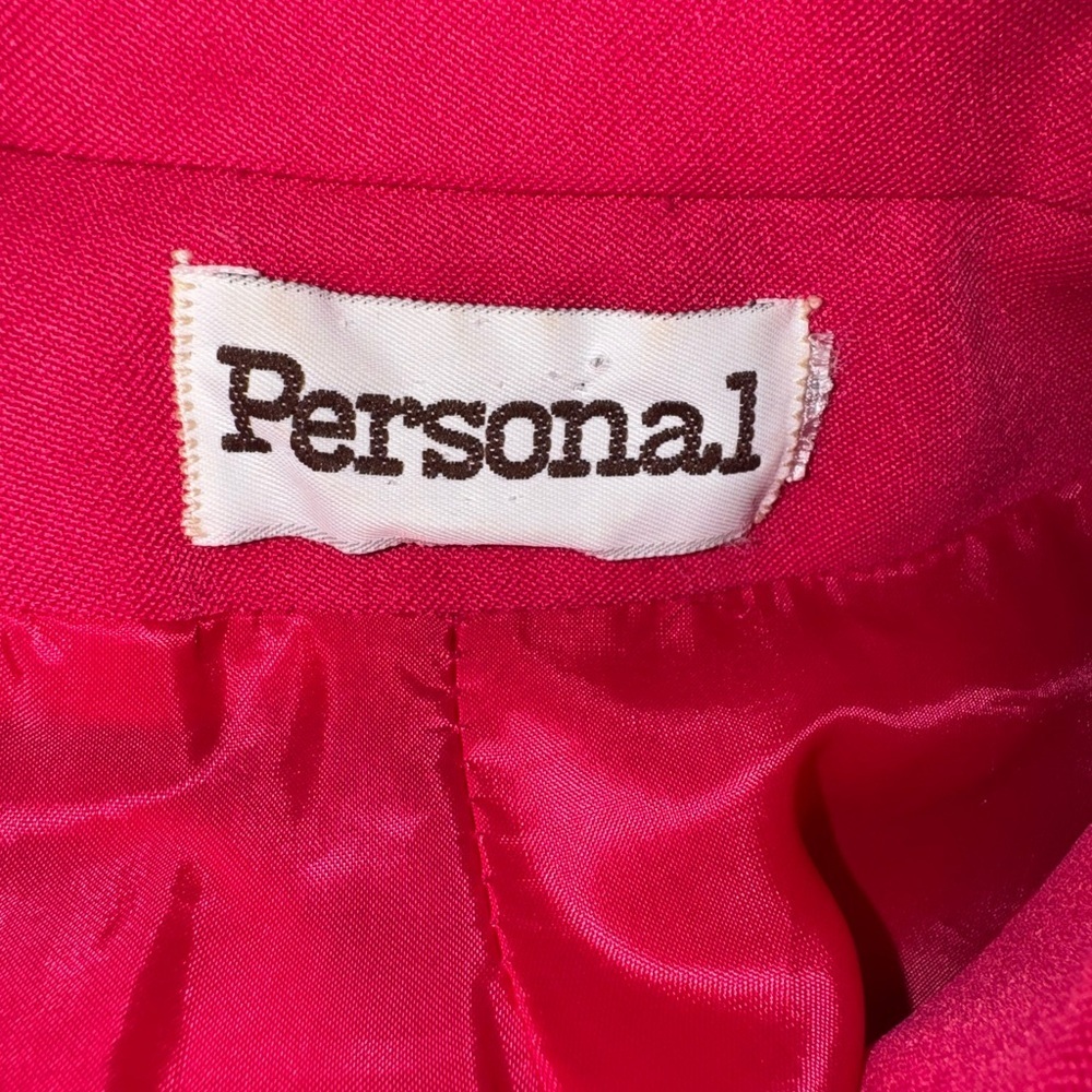 Chic Fuchsia Blazer - Picture 2 of 6